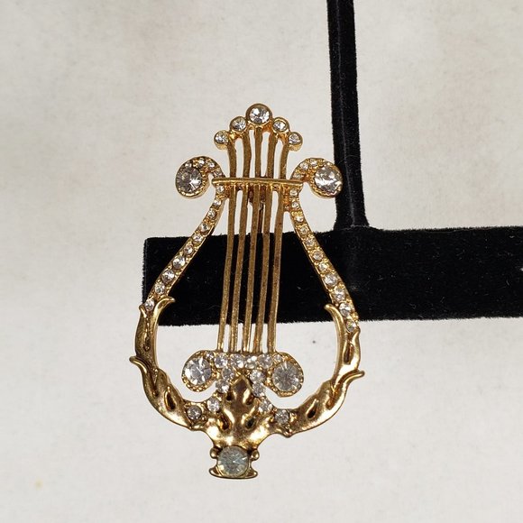 Monet Signed Vintage Ancient Harp Golden Brooch Pin Gold Tone and Rhinestones - Picture 4 of 11